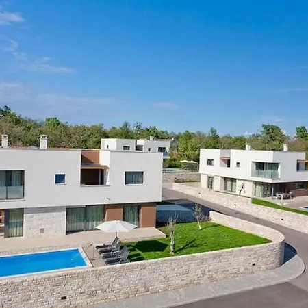 Designvilla Mit Dachterrasse Und Panoramablick By Interhome Feriehus