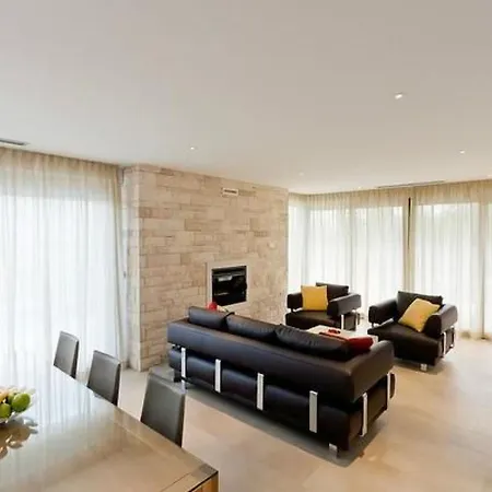 Designvilla Mit Dachterrasse Und Panoramablick By Interhome