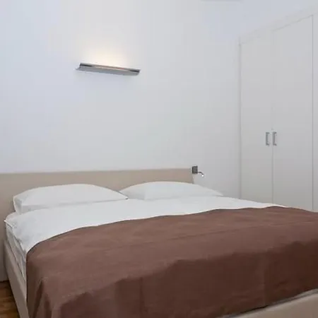 Designvilla Mit Dachterrasse Und Panoramablick By Interhome Feriehus