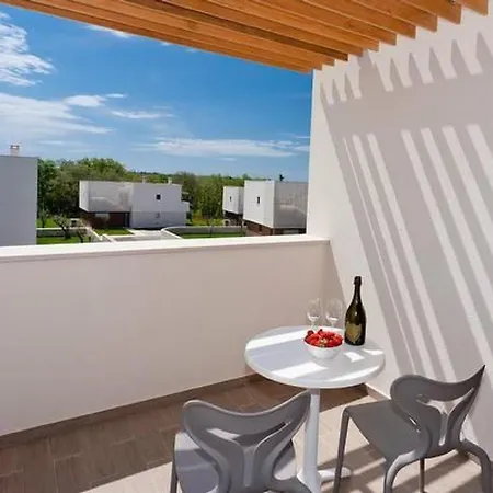Feriehus Designvilla Mit Dachterrasse Und Panoramablick By Interhome *